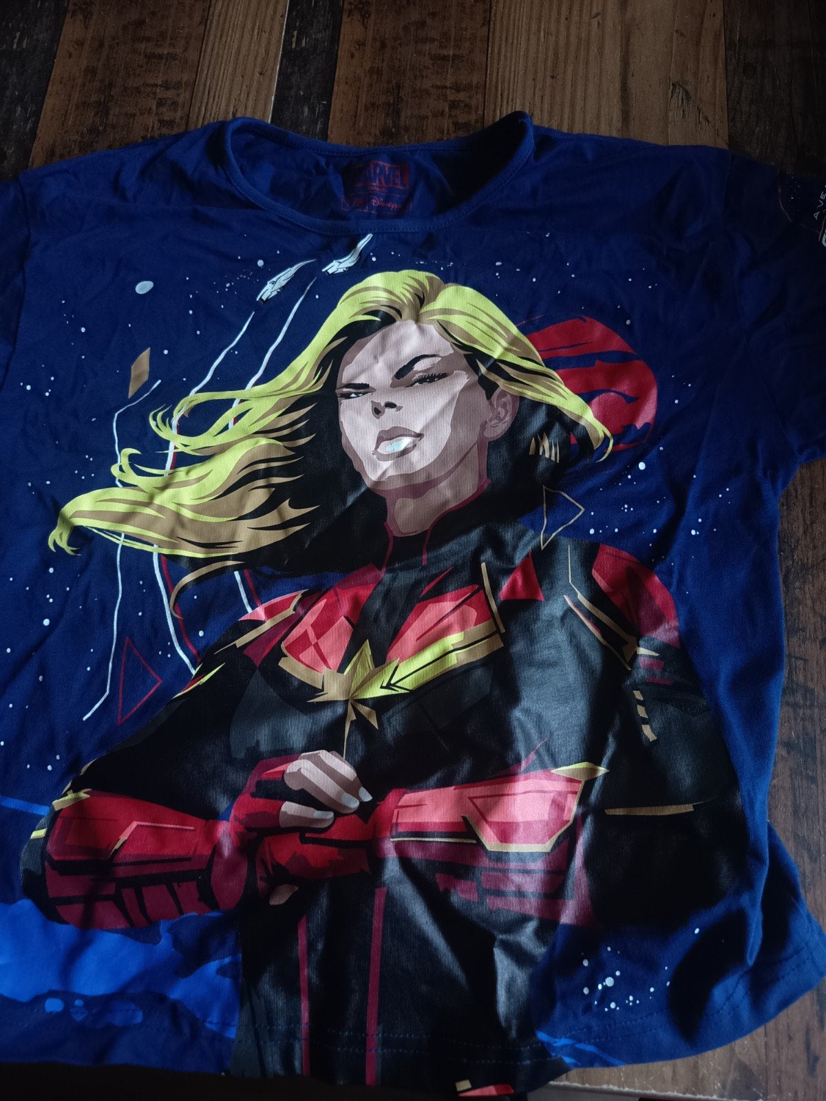Marvel Captain Marvel T-shirt Disneyland 7/8 jaar, Gebruikt, Jongen of Meisje, Ophalen of Verzenden, Marvel