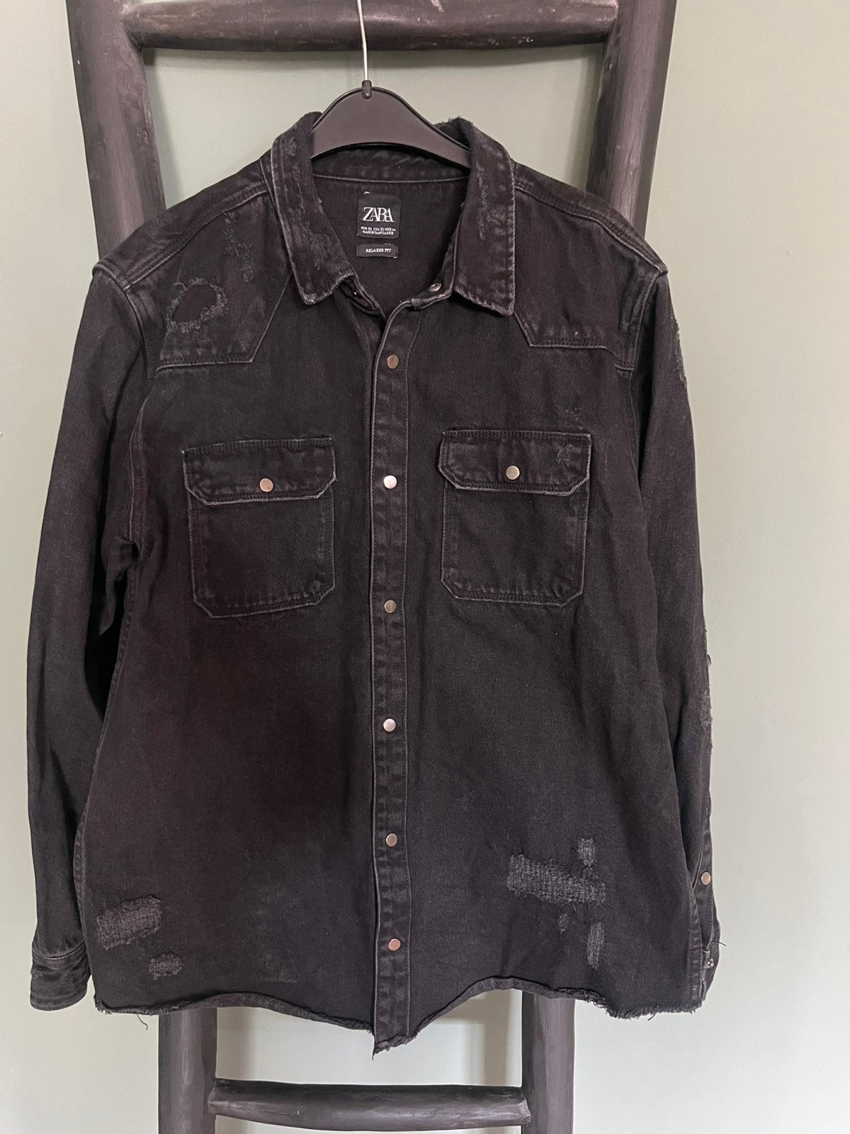 Zara spijkerjas zwart destroyed XL Relaxed fit jackets jas, Verzenden, Zo goed als nieuw, Maat 56/58 (XL), Zwart