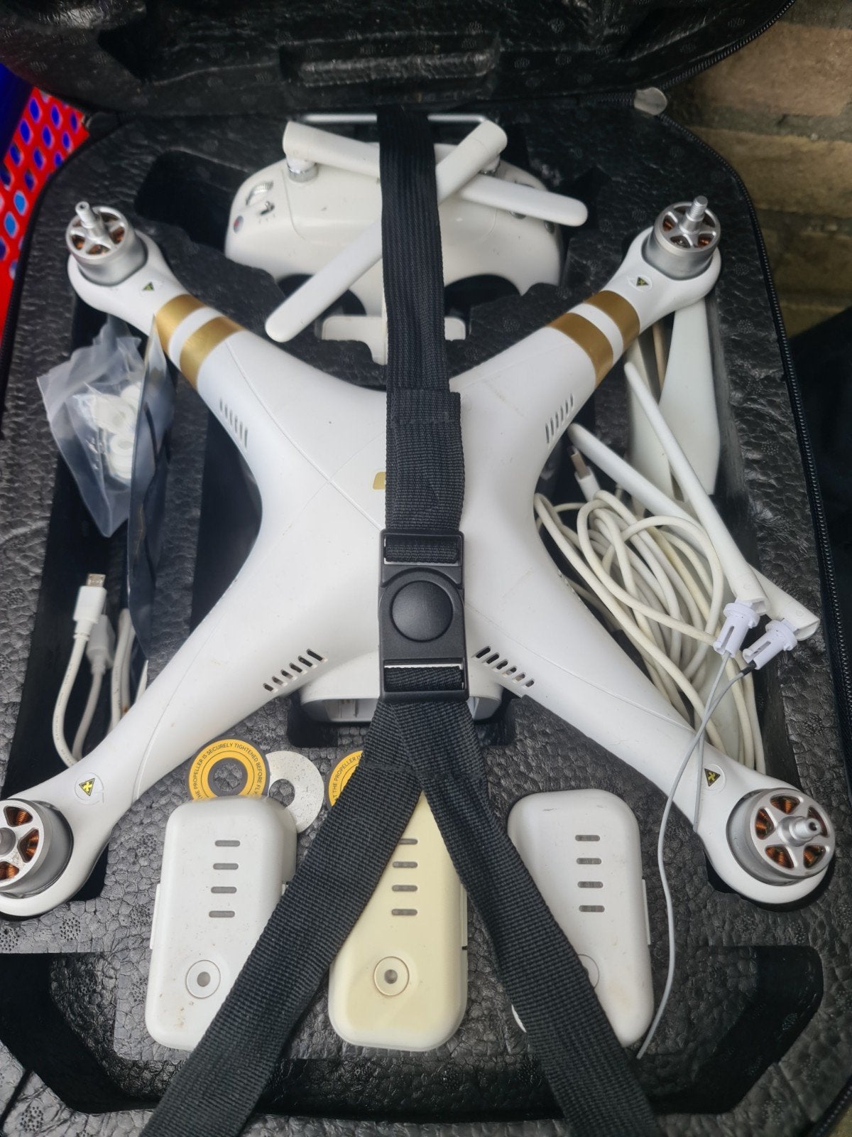 DJI Phantom drone met accessoires en koffer, Gebruikt, Cameradrone, Extra accu('s), 1 tot 5 kilometer