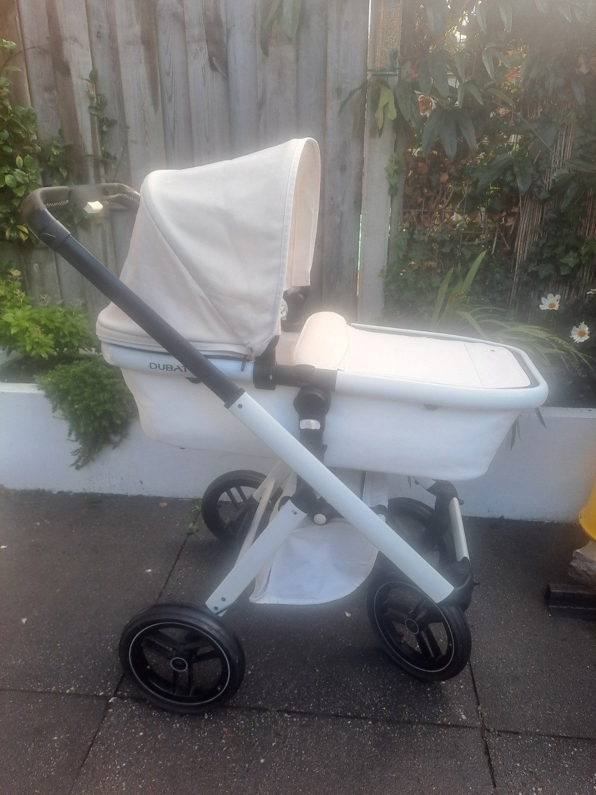 Dubatti kinderwagen One Off White - Complete set, Kinderen en Baby's, Gebruikt, Luchtbanden, Ophalen, Kinderwagen