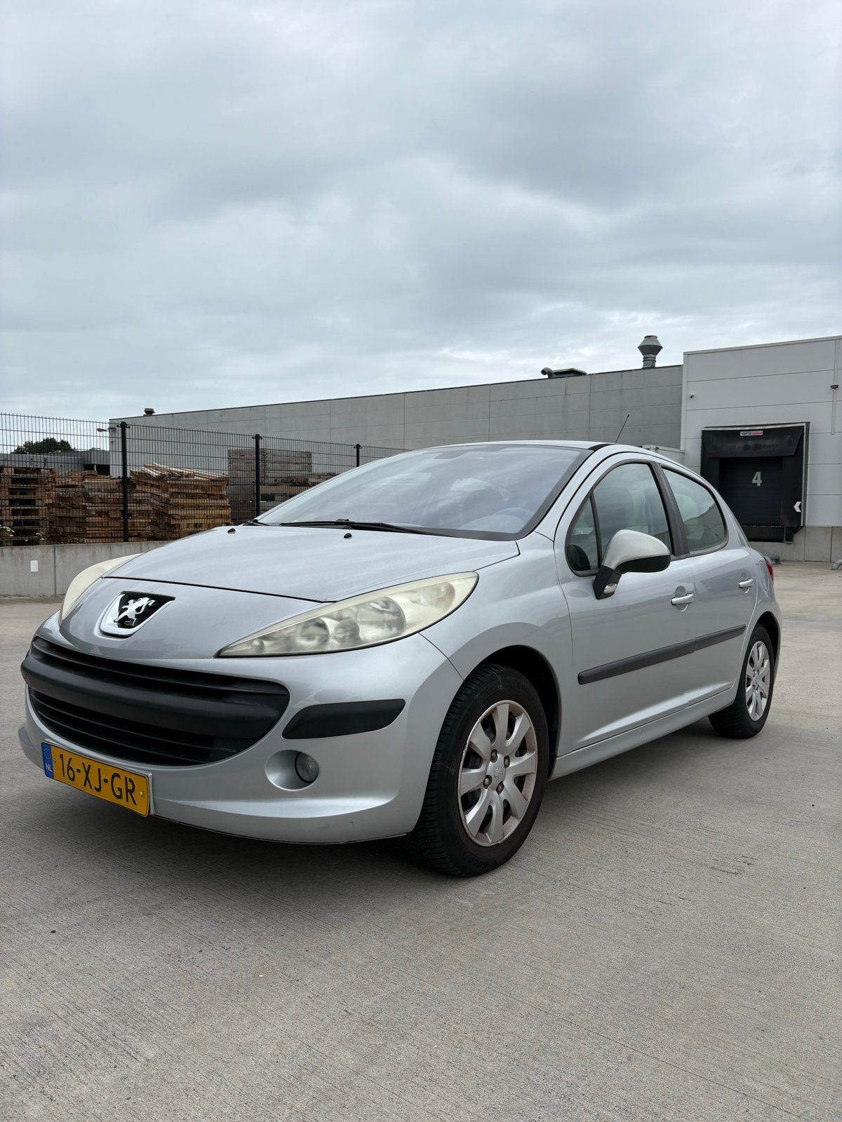 Peugeot 207 Automaat 1.6 119 PK VTI XS 2007  Grijs, Auto's, Peugeot, Particulier, Benzine, D, Hatchback, Automaat, Origineel Nederlands