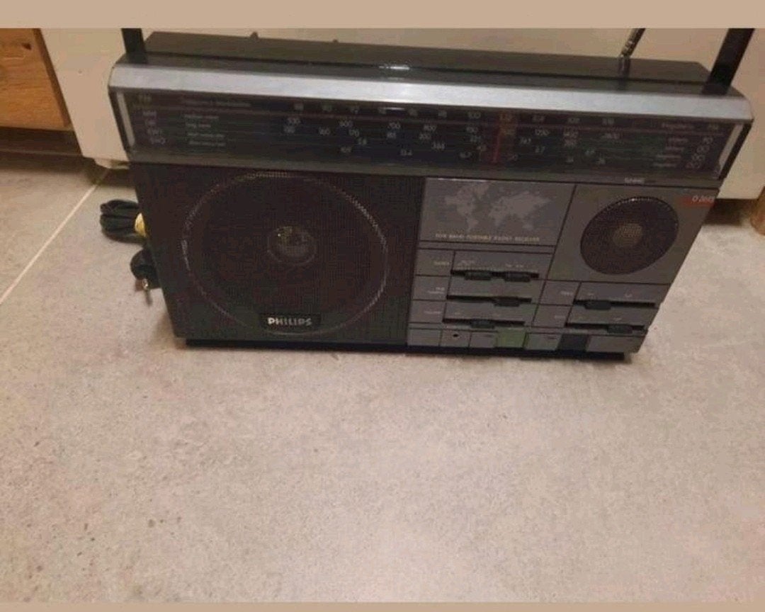 Vintage retro Philips wereld radio noodradio d2615, Audio, Tv en Foto, Radio's, Ophalen of Verzenden, Gebruikt