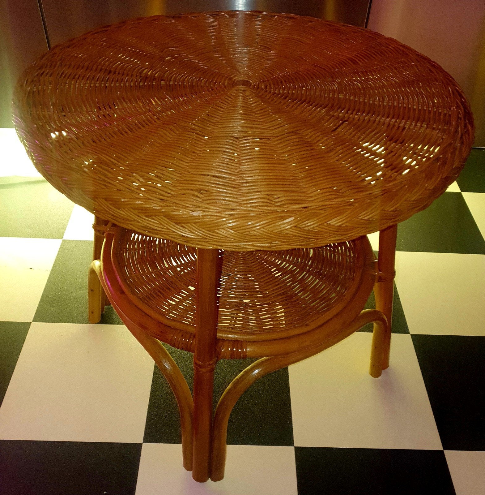 Vintage bijzettafeltje rotan boho, Ophalen, Overige materialen, Rond, Zo goed als nieuw