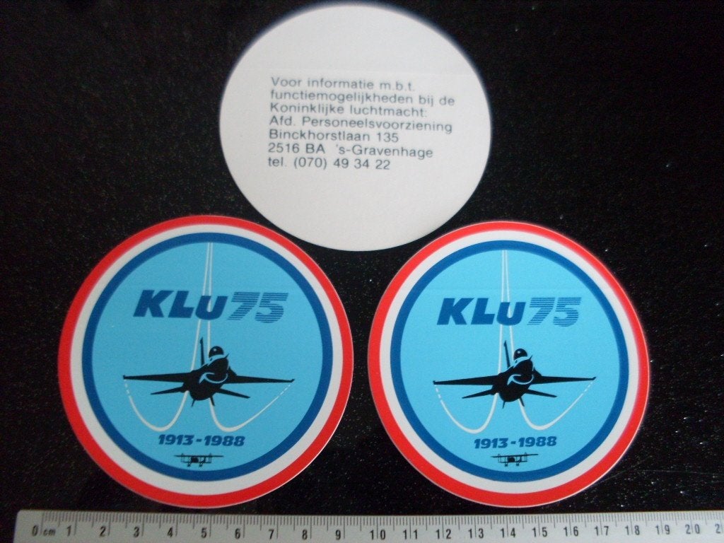 3x sticker KLu 75 jaar 1913 - 1988 luchtmacht logo embleem, Verzenden, Zo goed als nieuw, Bedrijf of Vereniging