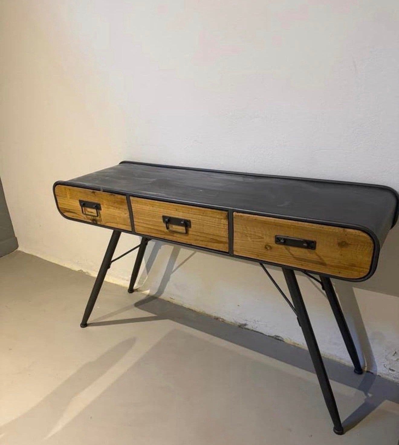 Industrieel side table met 3 lades - Metaal en Hout, Huis en Inrichting, Ophalen of Verzenden, Gebruikt