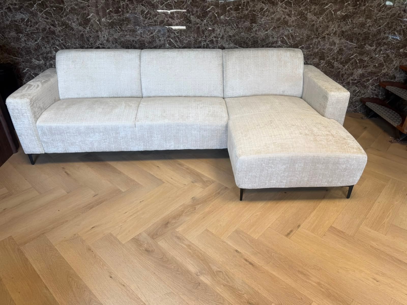 Bank met lounge 290x150- SHOWMODEL, Huis en Inrichting, Ophalen, 250 tot 300 cm, 100 tot 125 cm, Hoekbank