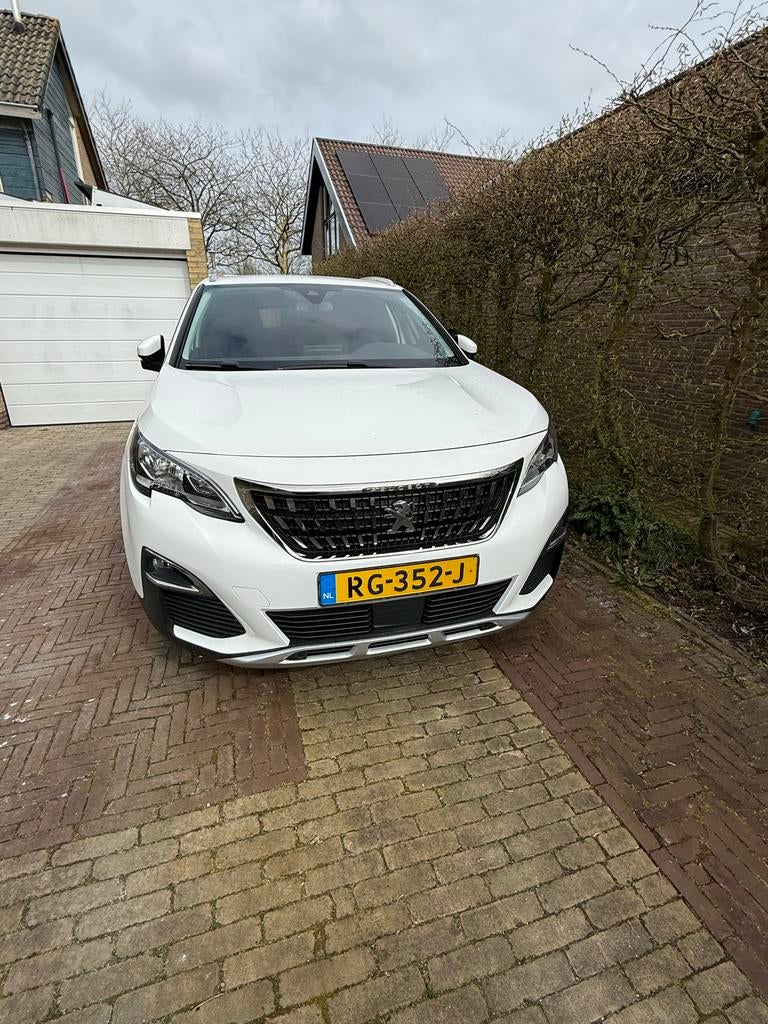 Peugeot 3008 1.2,  130pk S&S 2017 Wit, Auto's, 1199 cc, Wit, Origineel Nederlands, Handgeschakeld