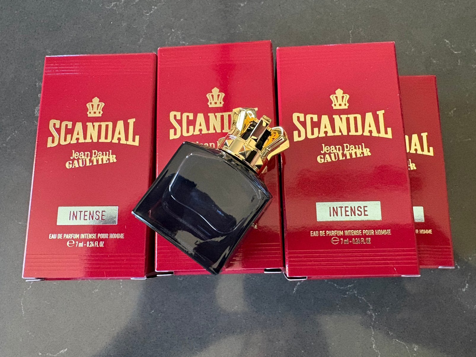 Jpgaultier Scandal miniatuur. €15,- 🛍️, Ophalen of Verzenden, Nieuw, Miniatuur, Gevuld