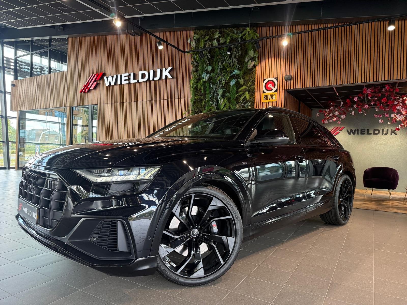 Audi Q8 4.0 TDI SQ8 quattro luchtvering 360 cam head up inkl, Auto's, Audi, Regensensor, 435 pk, Gebruikt, Q8