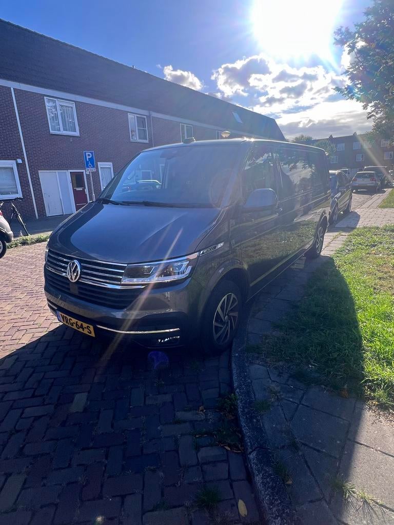 Transporter GB 2.0 TDI 150pk L2h1-NogFabrieksgarantie, Auto's, 4 cilinders, Volkswagen, Bedrijf, Diesel