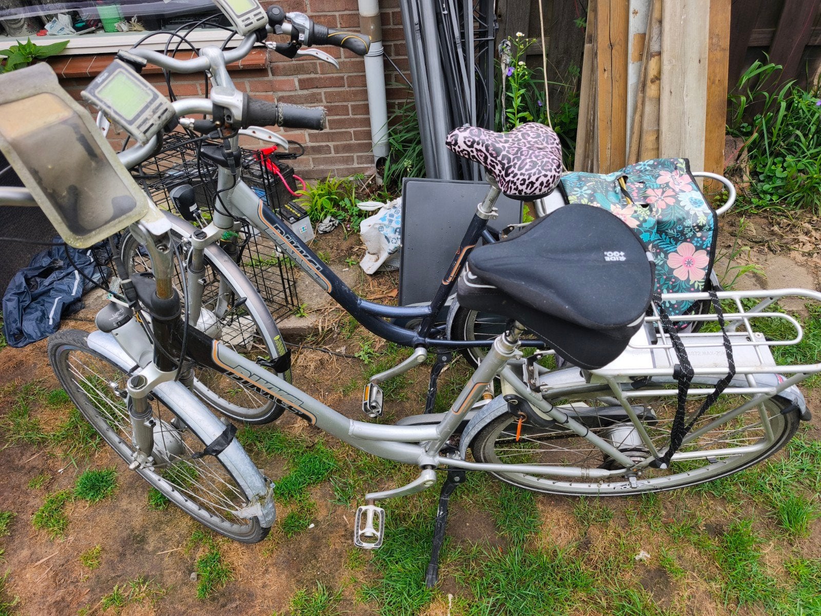 2 bikkel e-bikes (zonder accu/lader) met originele sleut, Ophalen of Verzenden, Gebruikt, Overige merken