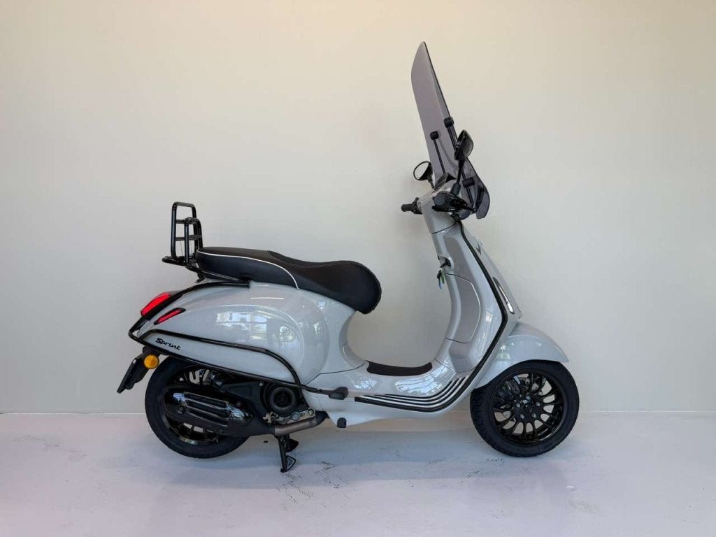 Vespa Sprint Brom 45 km/h, BWJ 2023, Chalk Grey, Niet ingevuld, Gebruikt, Maximaal 45 km/u, Niet ingevuld