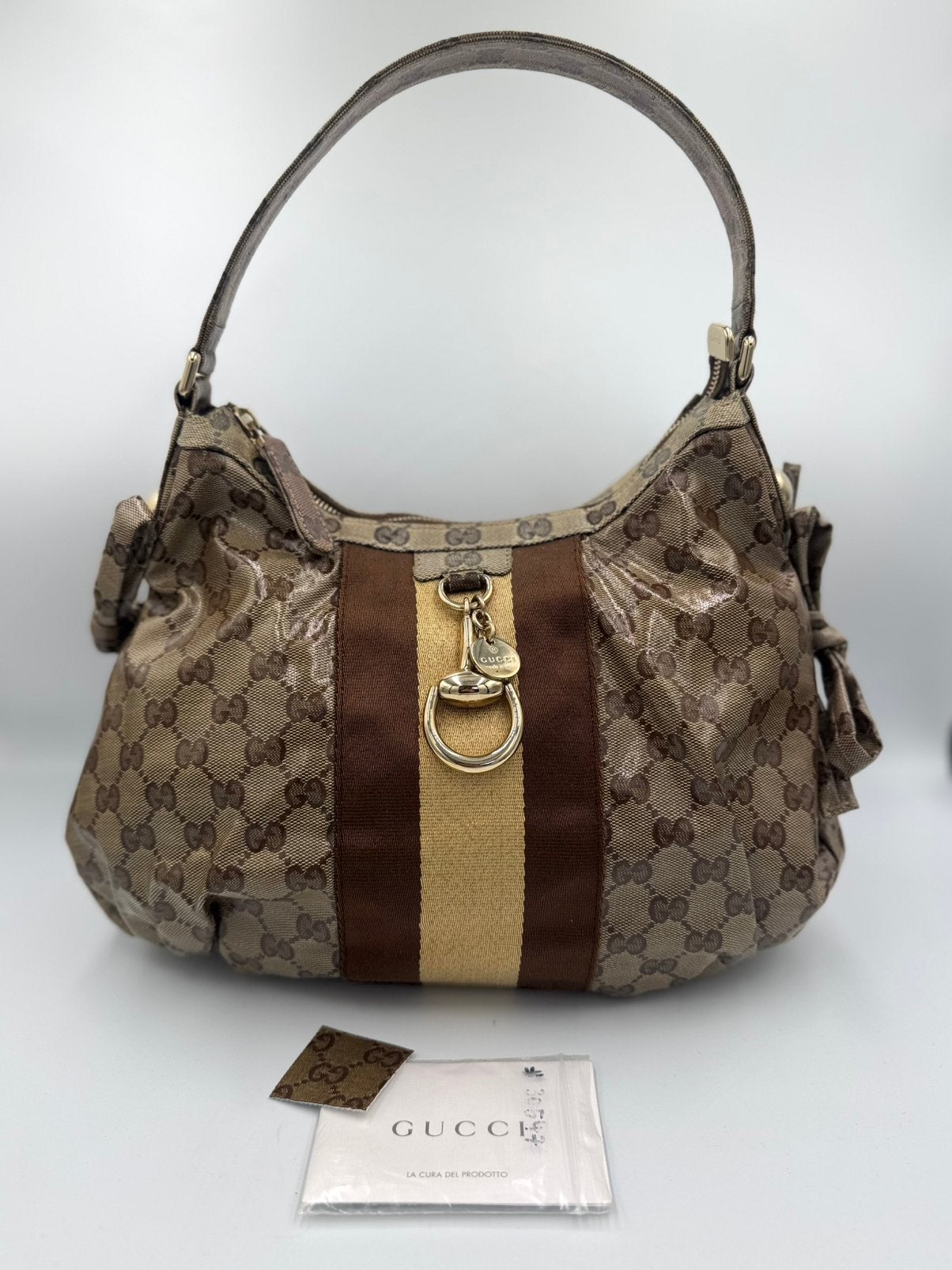 Gucci Crystal Canvas Stripe Hobo Bag, Ophalen of Verzenden, Zo goed als nieuw, Beige, Handtas