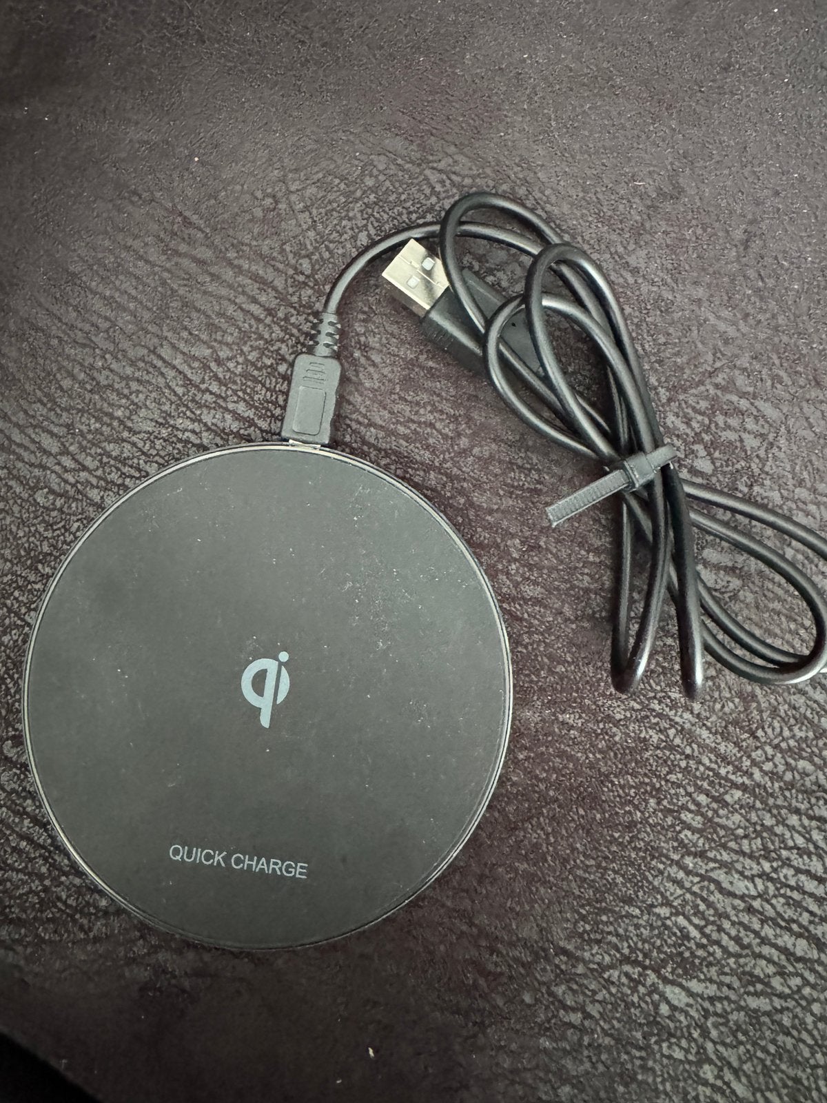 Draadloze opladet/Wireless Charging pad, Ophalen, Zo goed als nieuw