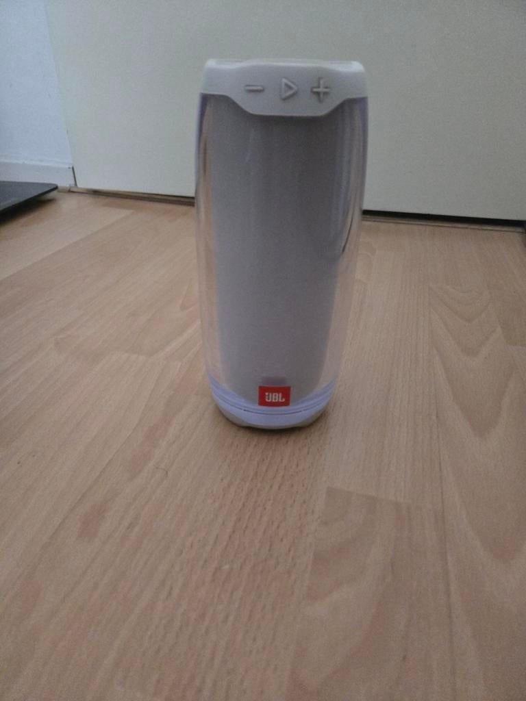 Jbl Pulse 4 (broken), Verzenden, Overige materialen, Minder dan 25 cm