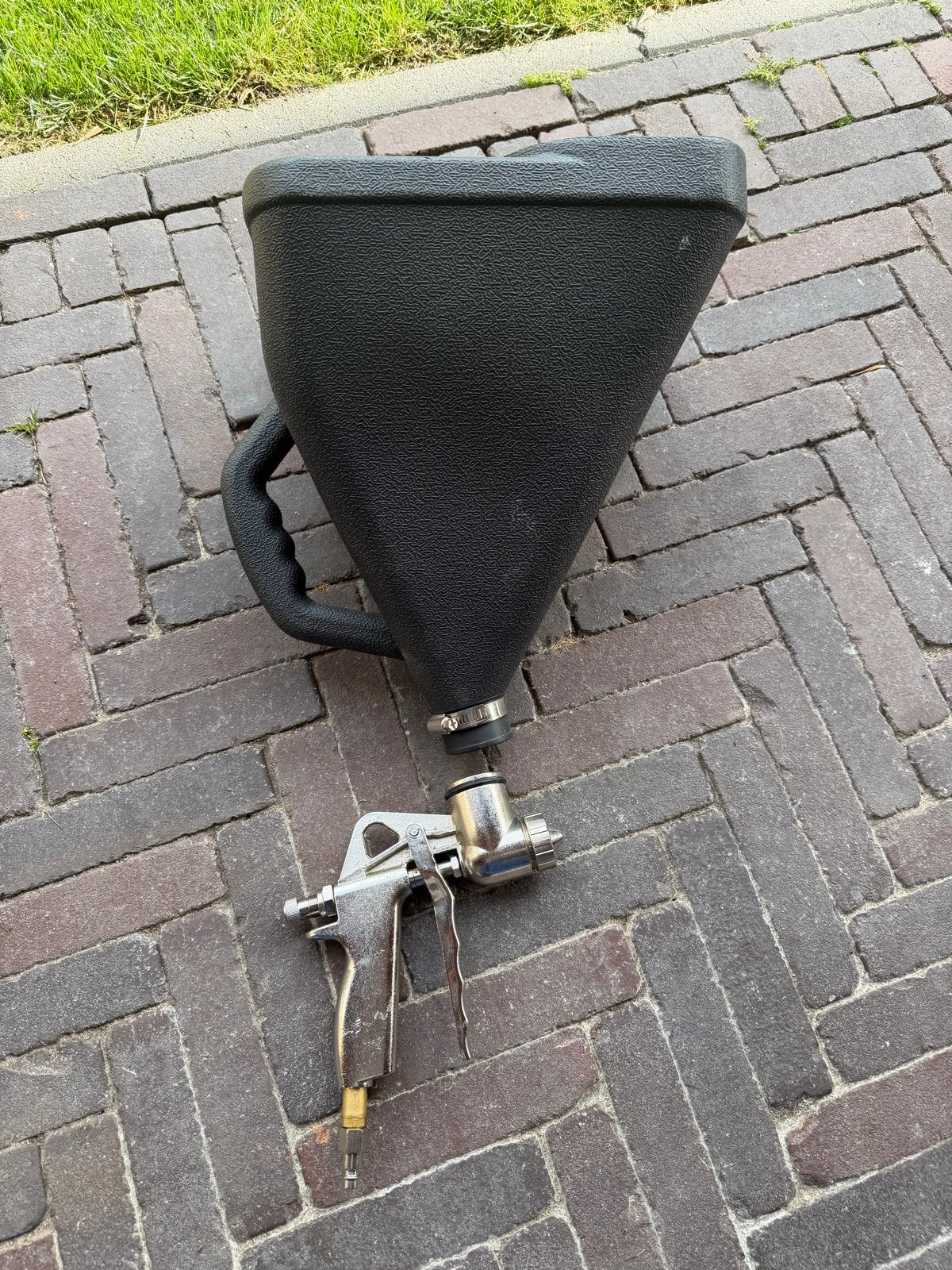 Verfspuit met trechter voor diverse verfklussen, Ophalen, Gebruikt, Verfspuit of Verfpomp