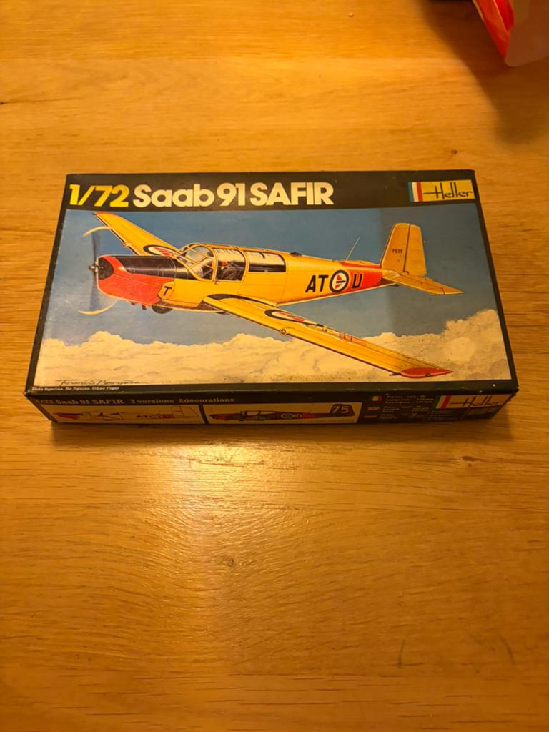 Heller 1/72 saab 91 safir n262, Ophalen, Zo goed als nieuw, 1:72 tot 1:144, Overige merken