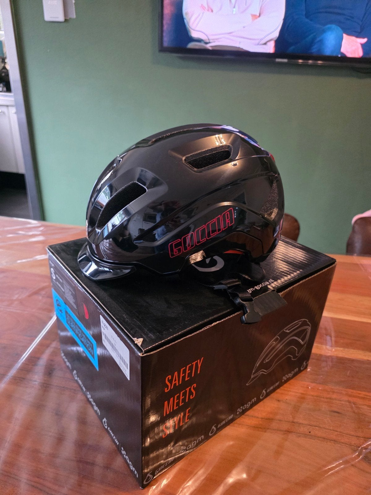 AGM Goccia helm zwart rood voor fietsen en snorscooter, Fietsen en Brommers, Brommerhelmen, Ophalen of Verzenden, Nieuw, Small