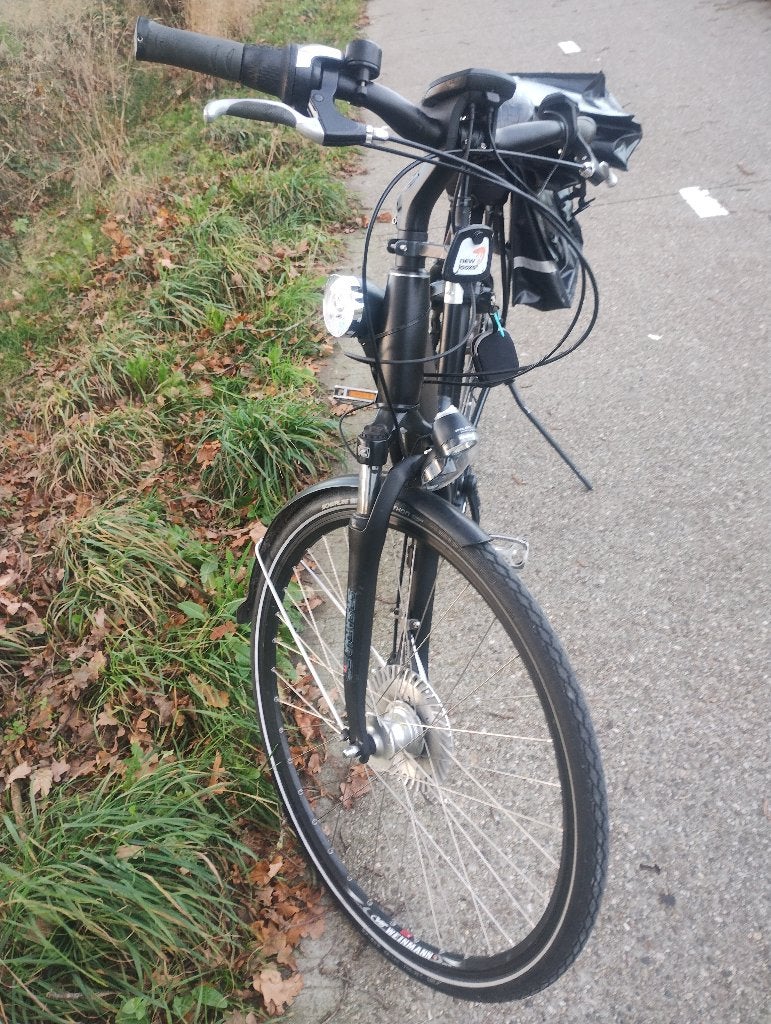 Dutch ID Bosch middenmotor electrische fiets, Fietsen en Brommers, Zo goed als nieuw, 51 tot 55 cm, 50 km per accu of meer, Ophalen