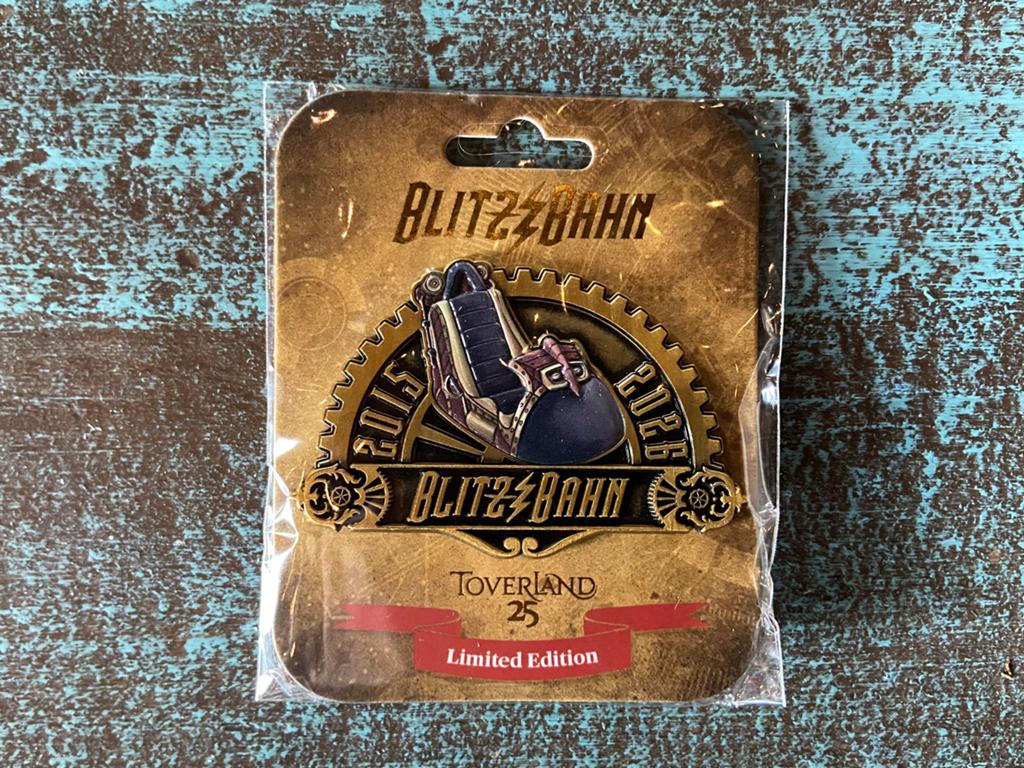 toverland pin blitz bahn afscheid, Verzamelen, Speldjes, Pins en Buttons, Verzenden, Nieuw, Overige onderwerpen, Speldje of Pin