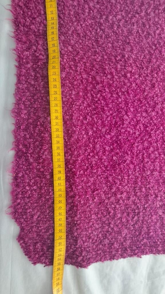 Fuchsia bouclé/teddy stof – 55 bij 157cm -zacht – nieuw, Nieuw, Ophalen of Verzenden, 30 tot 120 cm, Katoen