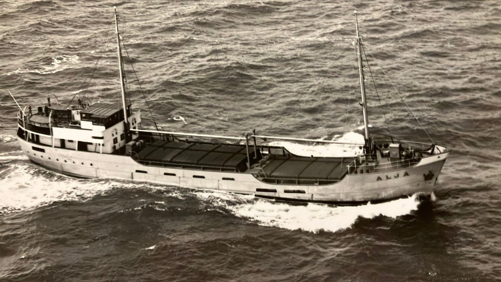 ALJA 1951  BUISMAN  grijze romp  Skyfoto, Verzamelen, Scheepvaart, Ophalen of Verzenden, Zo goed als nieuw, Kaart, Foto of Prent