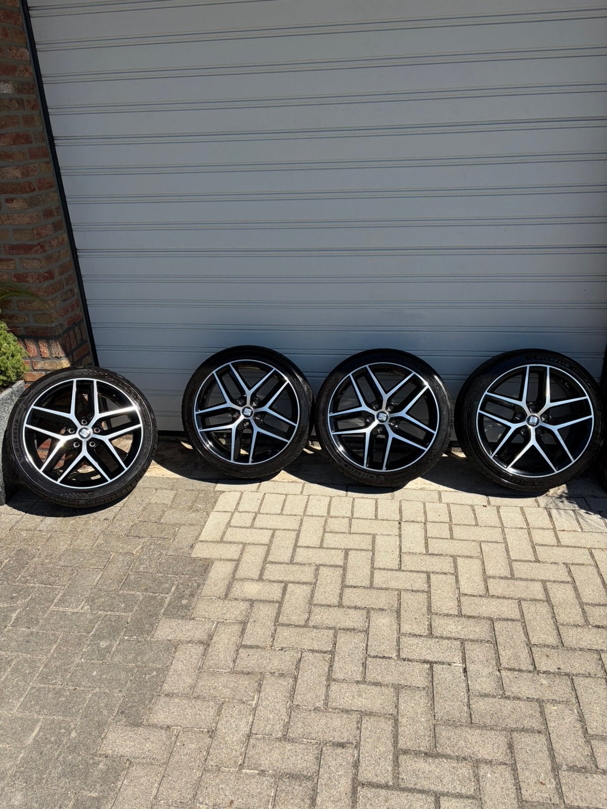 Seat Leon fr velgen, Ophalen, 18 inch, Zomerbanden, 225 mm
