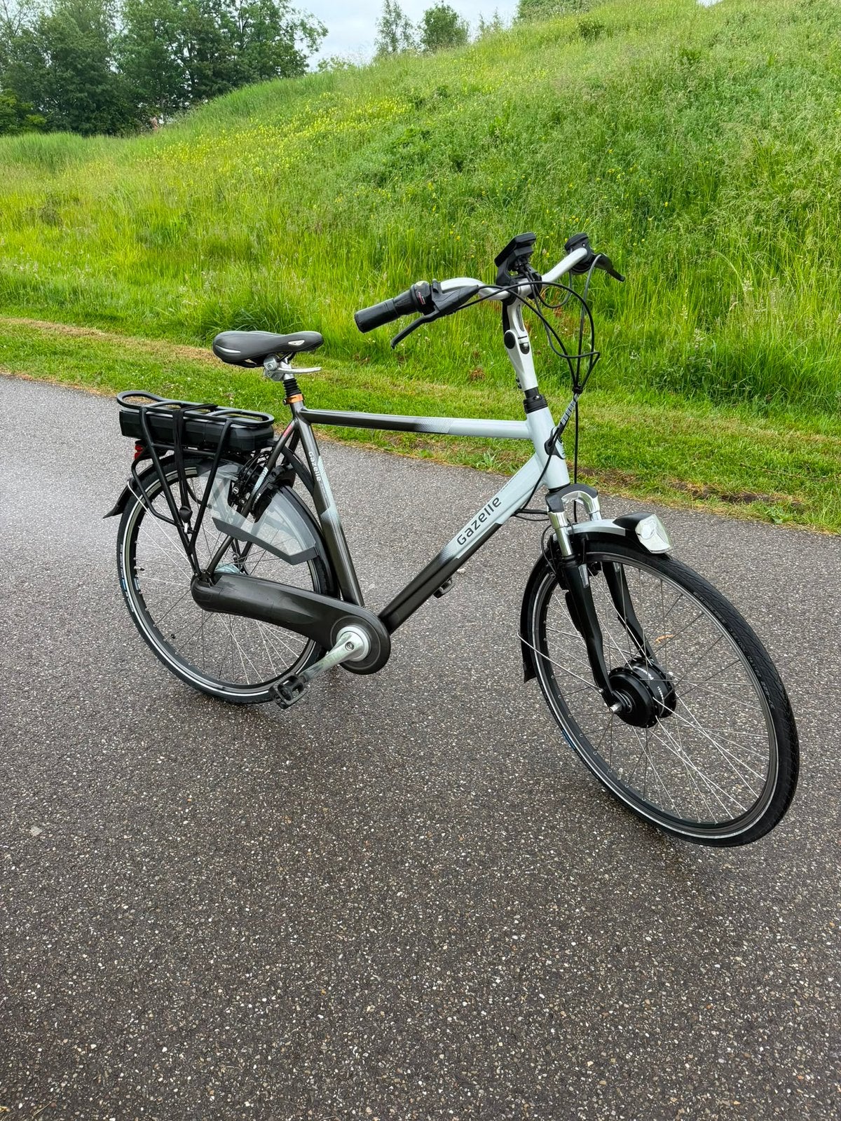 Gazelle elektrische fiets orange comfort, Fietsen en Brommers, Elektrische fietsen, Ophalen, Zo goed als nieuw, 59 cm of meer