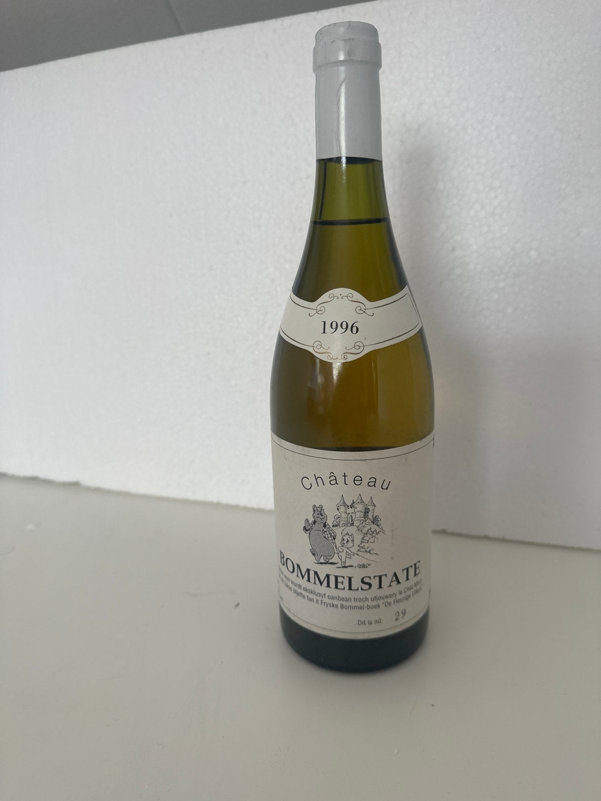 Château Bommelstate 1996 Petit Chablis Witte Wijn, Eén stripboek, Ophalen of Verzenden, Zo goed als nieuw