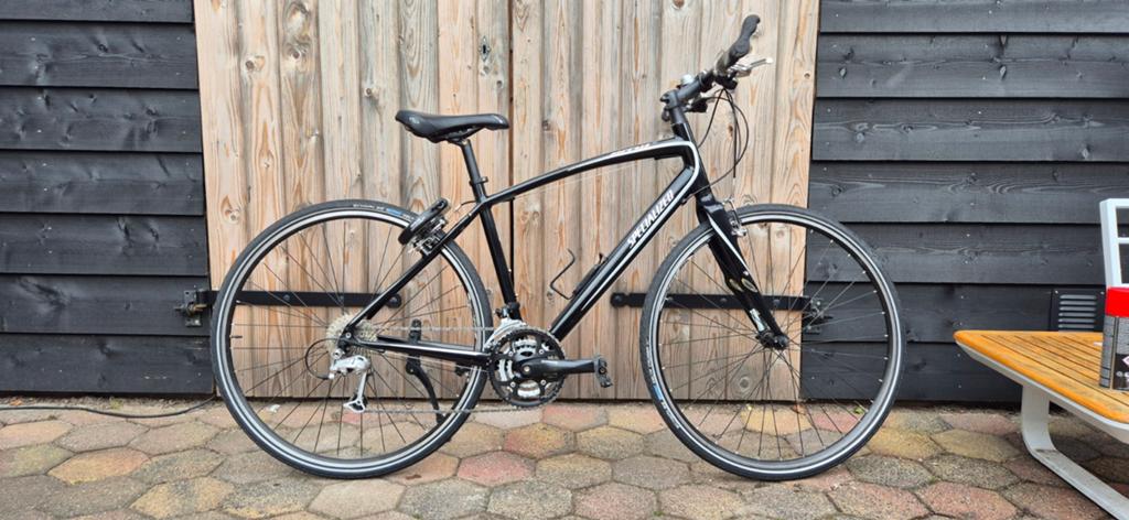 Specialized sirrus 48cm racefiets fitnessbike hybride fiets, Fietsen en Brommers, 28 inch, Velgrem, Aluminium, Minder dan 49 cm