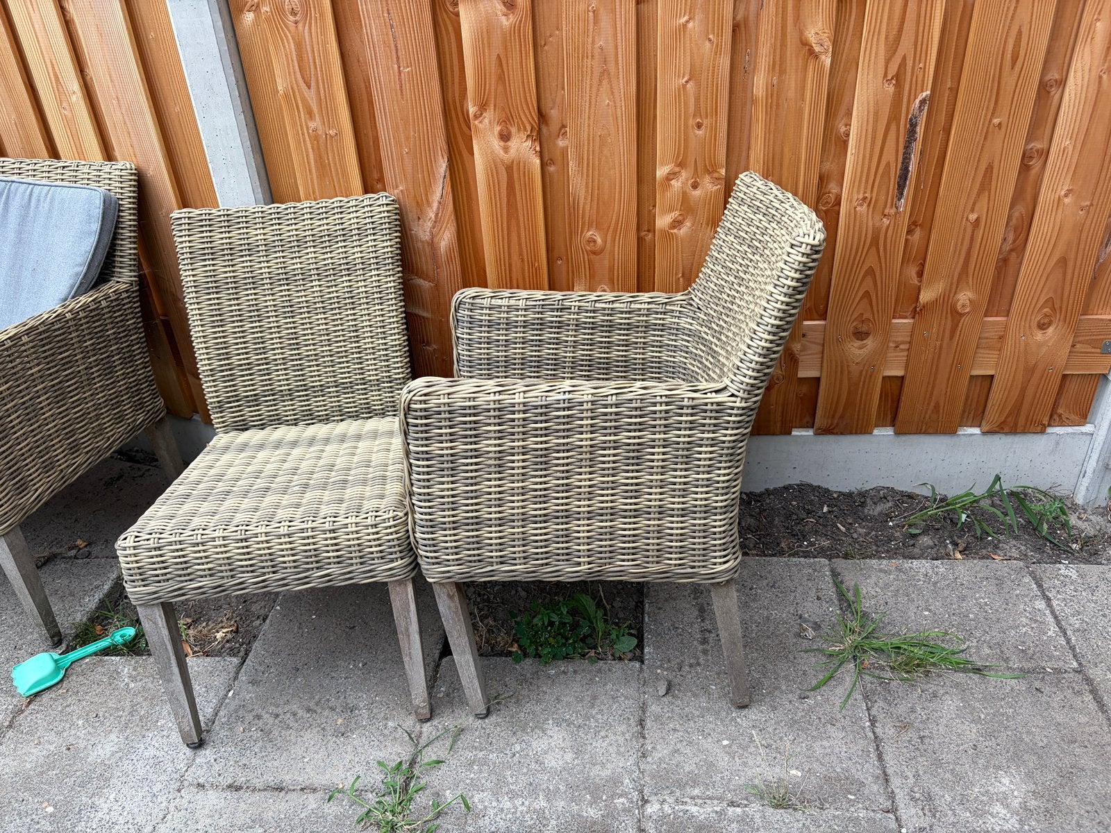 6 rieten tuinstoelen met kussens, Tuin en Terras, Tuinsets en Loungesets, Ophalen, Overige materialen, Gebruikt, 6 zitplaatsen