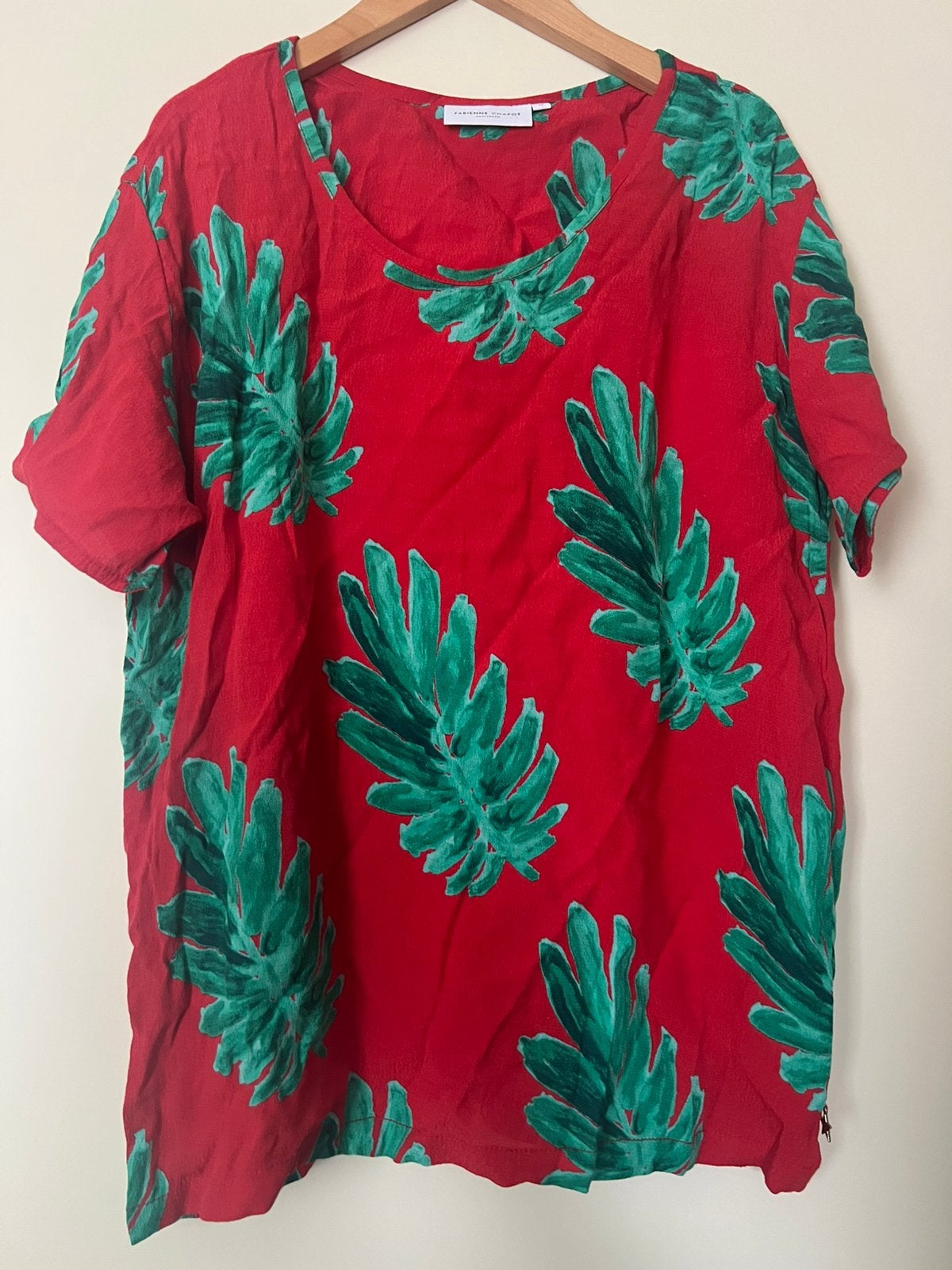 Fabienne Chapot mooi rood shirt/ maat M, Maat 38/40 (M), Verzenden, Zo goed als nieuw, Korte mouw