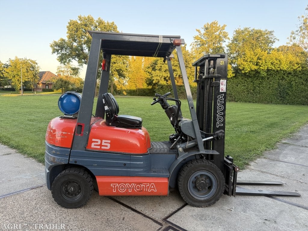 Toyota 2500KG LPG heftruck Sideshift verlichting 6500uur, LPG, Info@vanbeurdenheftrucks.nl, Heftruck, Ophalen of Verzenden