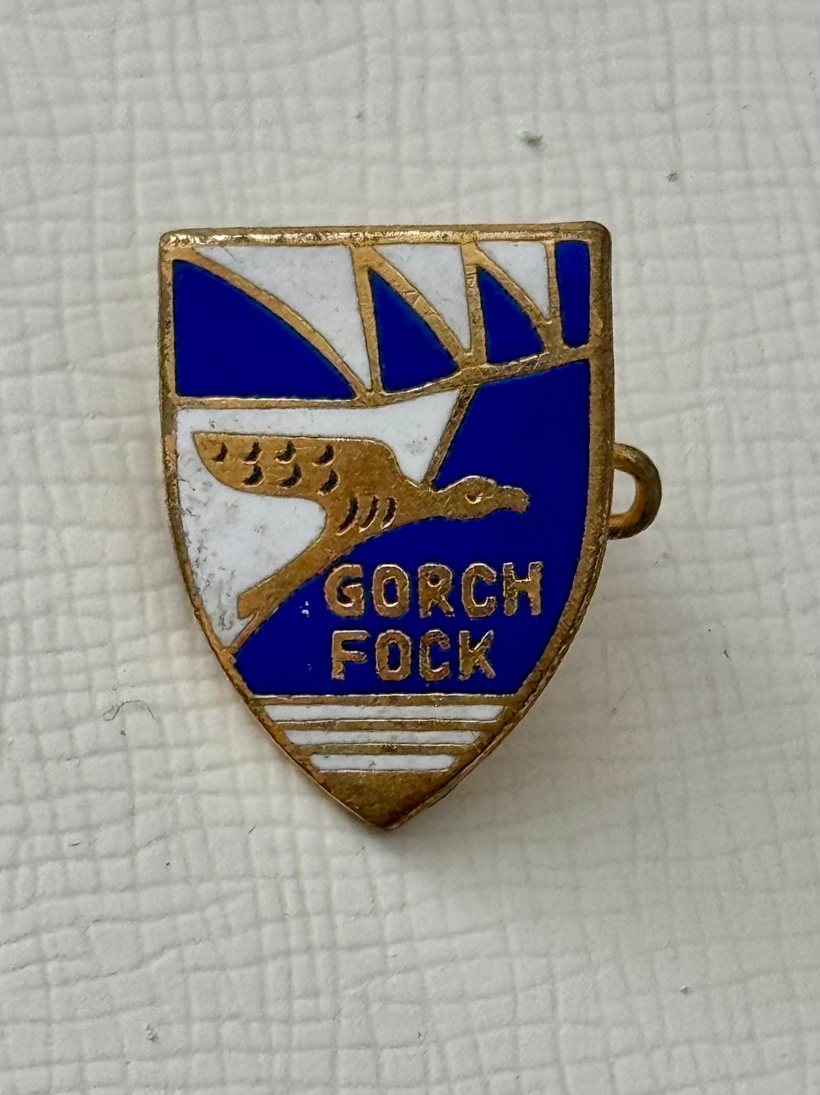 Emaille Broche Gorch Fock Zeilschoolschip, Ophalen of Verzenden, Zo goed als nieuw, Sport, Speldje of Pin