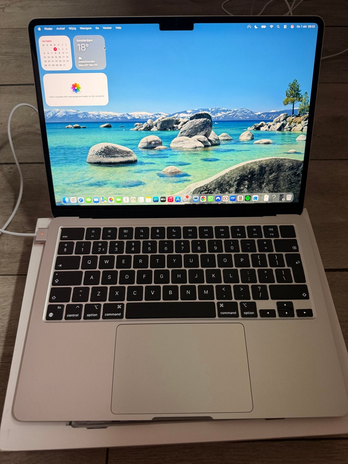 Foto 3 van MacBook Air 13" M3 - 24GB RAM/ 512GB SSD - Zo goed als nieuw