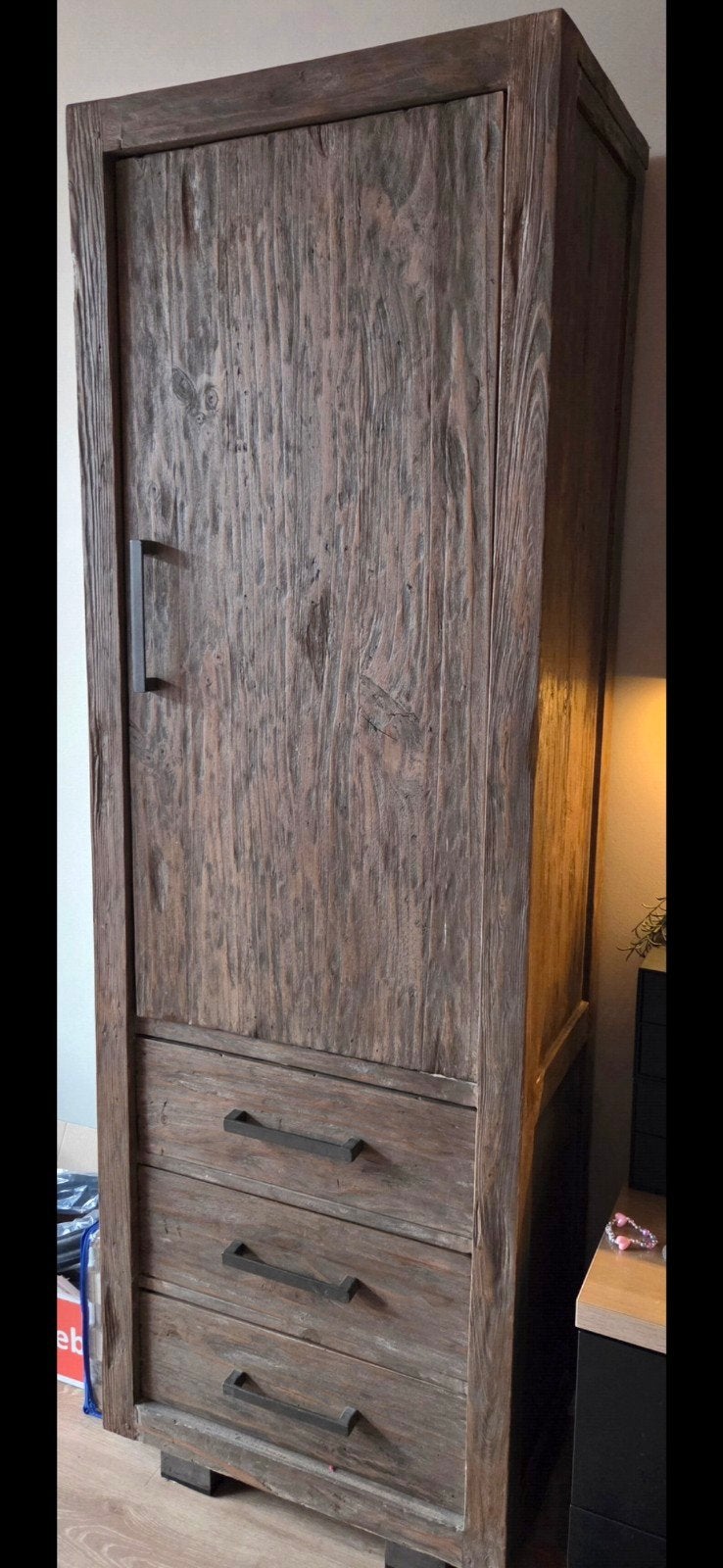 pronto Alezio / Alesio boeken kast, Ophalen, Met deur(en), 50 tot 100 cm, Zo goed als nieuw