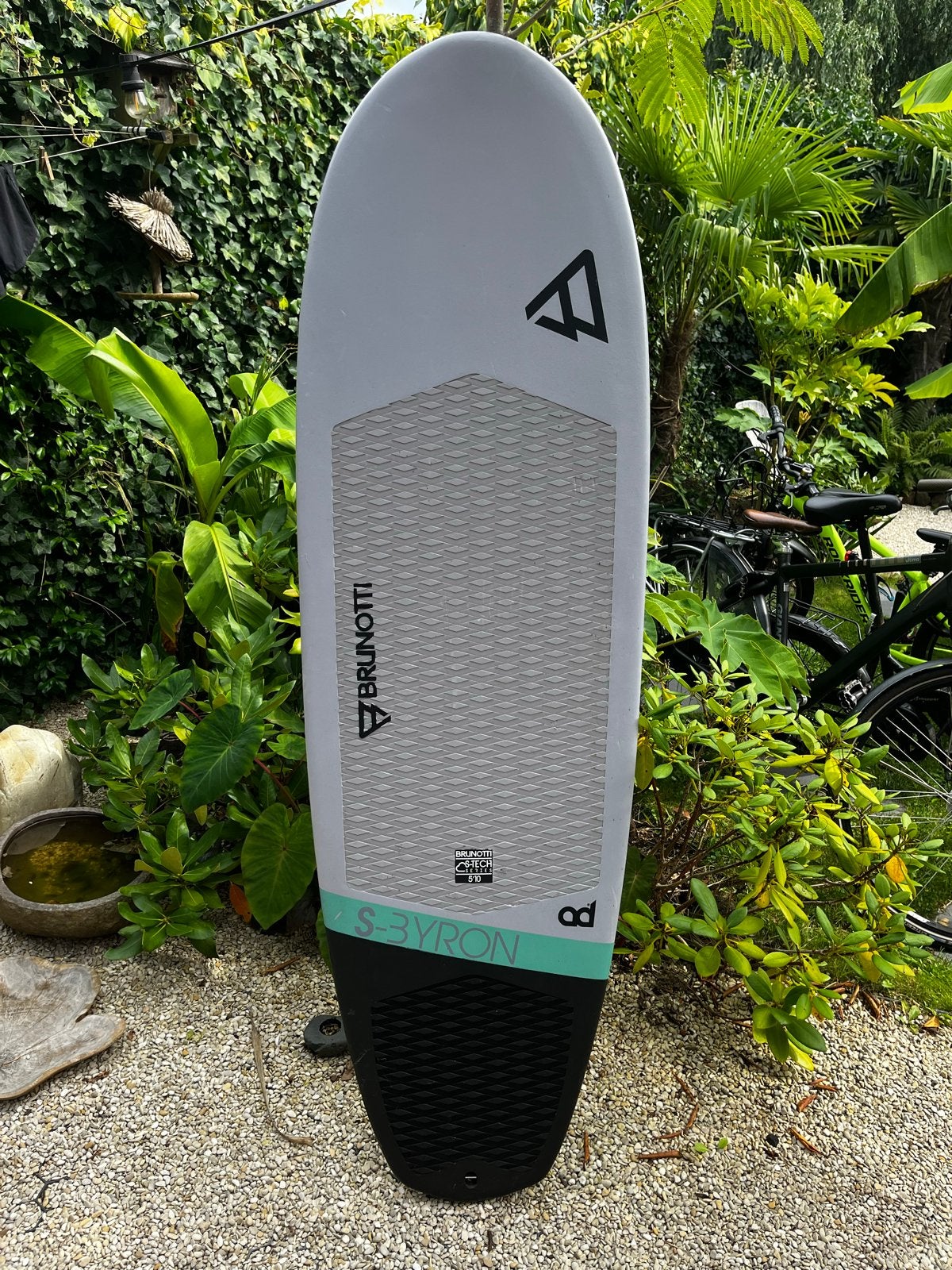 Brunotti Surfboard soft deck, Watersport en Boten, Ophalen, Gebruikt, Shortboard, Met vinnen