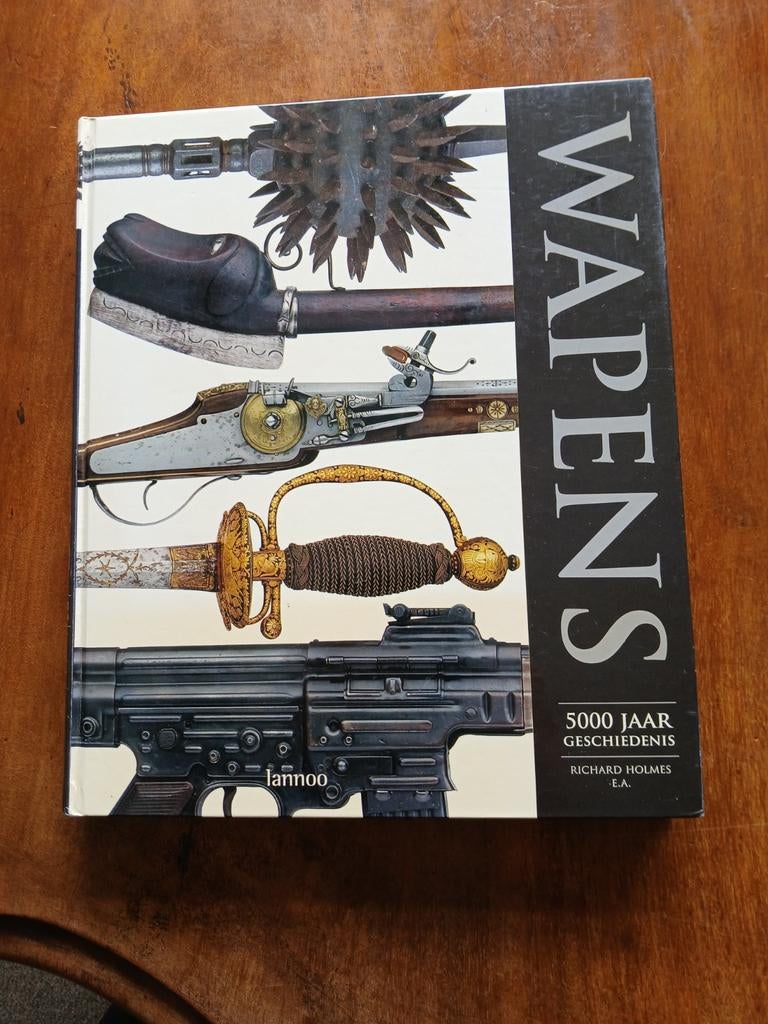 WD015   Wapens, Boeken, Oorlog en Militair, Zo goed als nieuw, Tweede Wereldoorlog, Ophalen of Verzenden