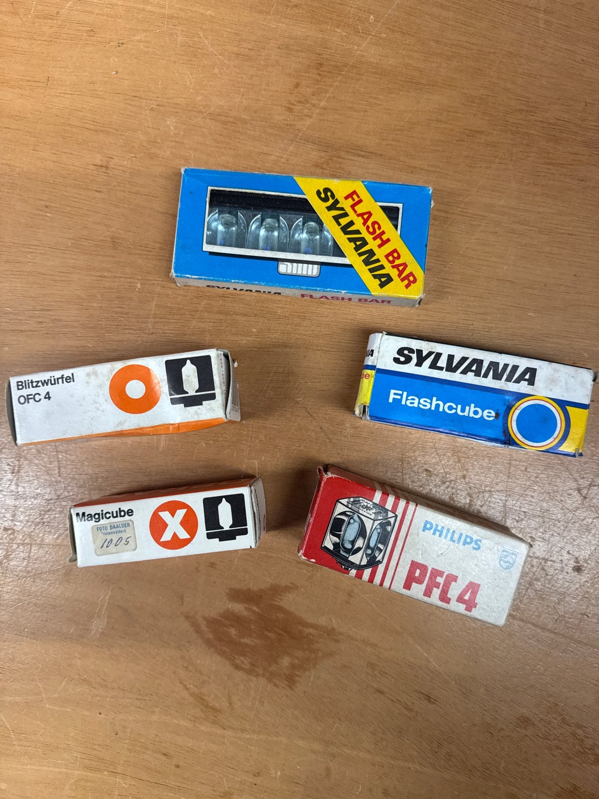 Vintage Flitsblokjes en Flash Bar - Sylvania, Philips, Magic, Overige merken, Voor analoge fotografie, Ophalen of Verzenden, Zo goed als nieuw