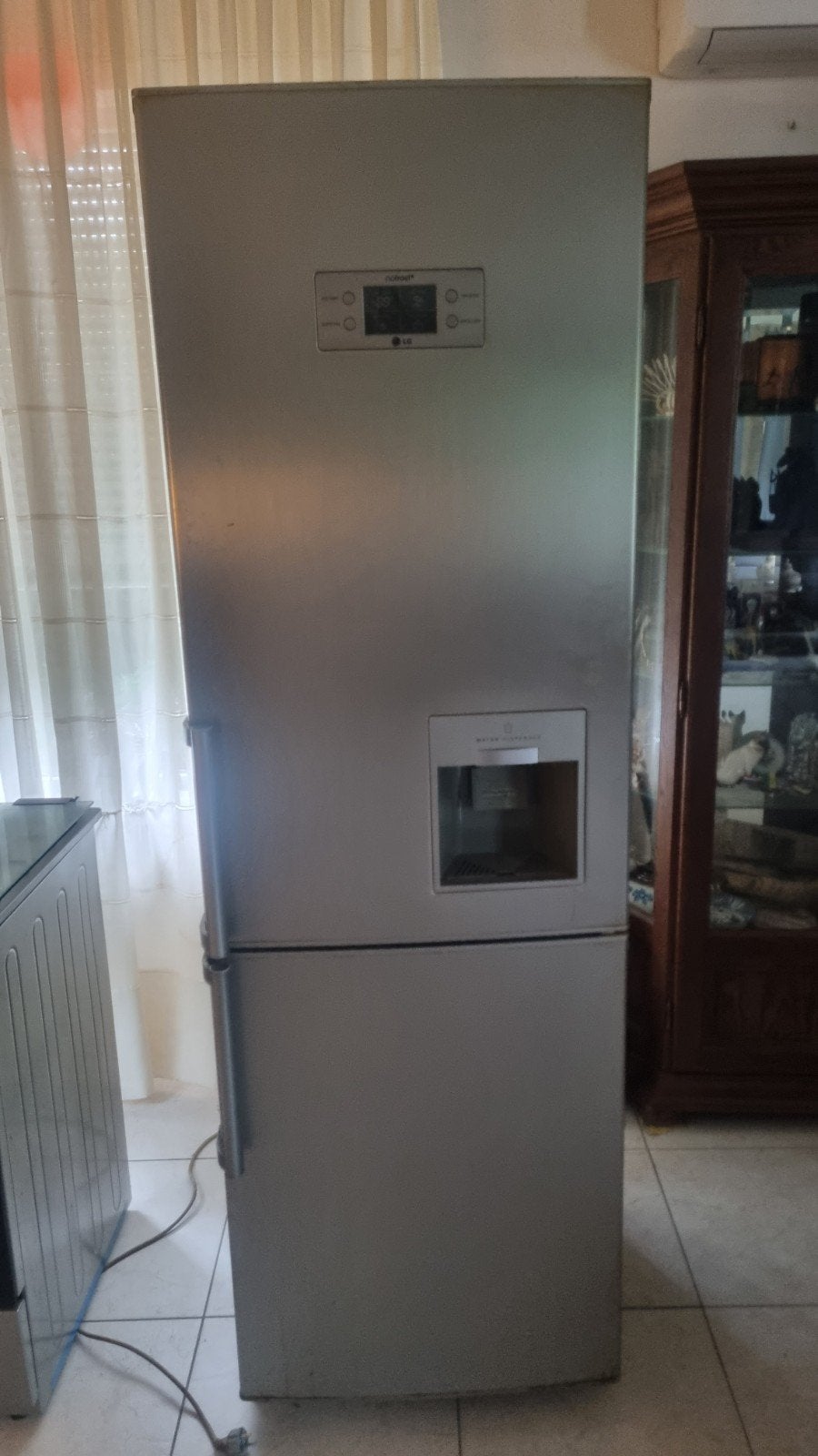 LG Koelkast met vriesvak en waterdispenser, Gebruikt, 200 liter of meer, 60 cm of meer, Met aparte vriezer