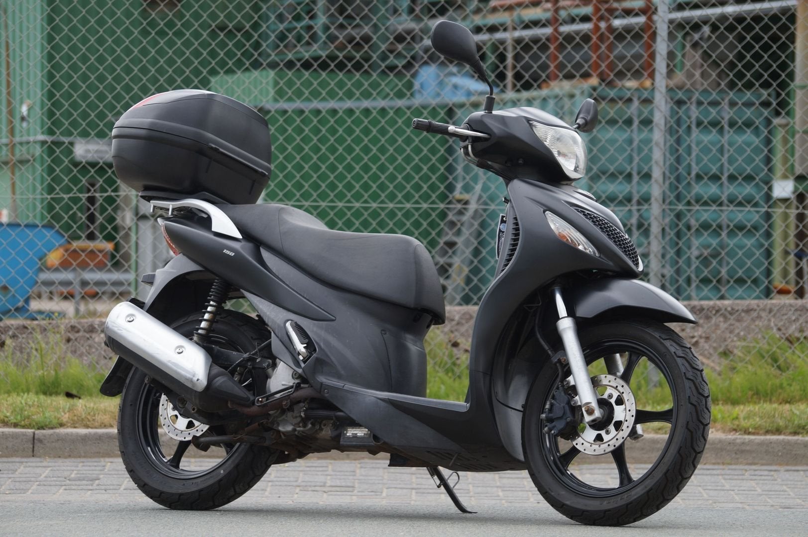 SUZUKI UX 150 (bj 2010), Motoren, Motoren | Suzuki, 156 cc, Bedrijf, Onbekend, Minimaal motorrijbewijs A1