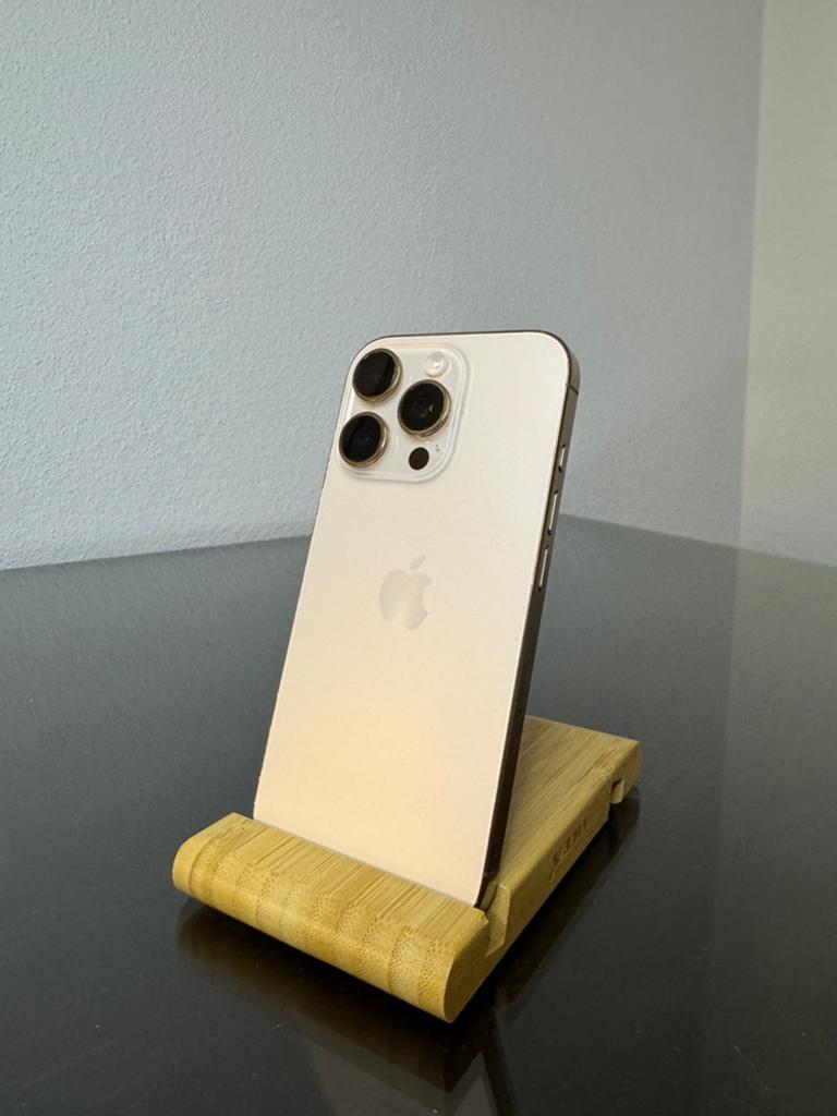 iPhone 16 Pro / 256gb / DEFECT, Telecommunicatie, Mobiele telefoons | Apple iPhone, Ophalen of Verzenden, Zonder simlock, Niet werkend