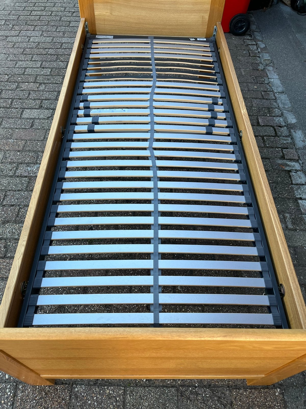 Twee eenpersoonsbedden met lattenbodem 90x210, Huis en Inrichting, Verstelbaar, 90 cm, Eenpersoons, 210 cm