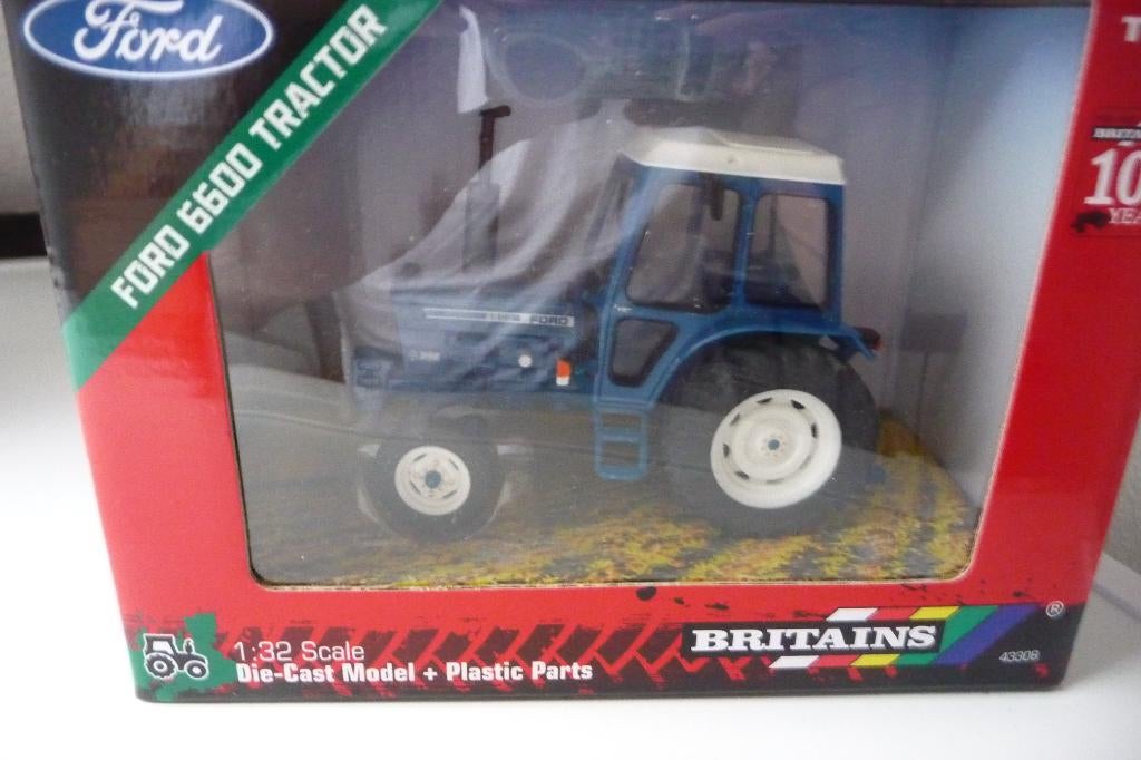 Britains  --  Ford 6600 tractor, Ophalen of Verzenden, Nieuw, Tractor of Landbouw, Corgi