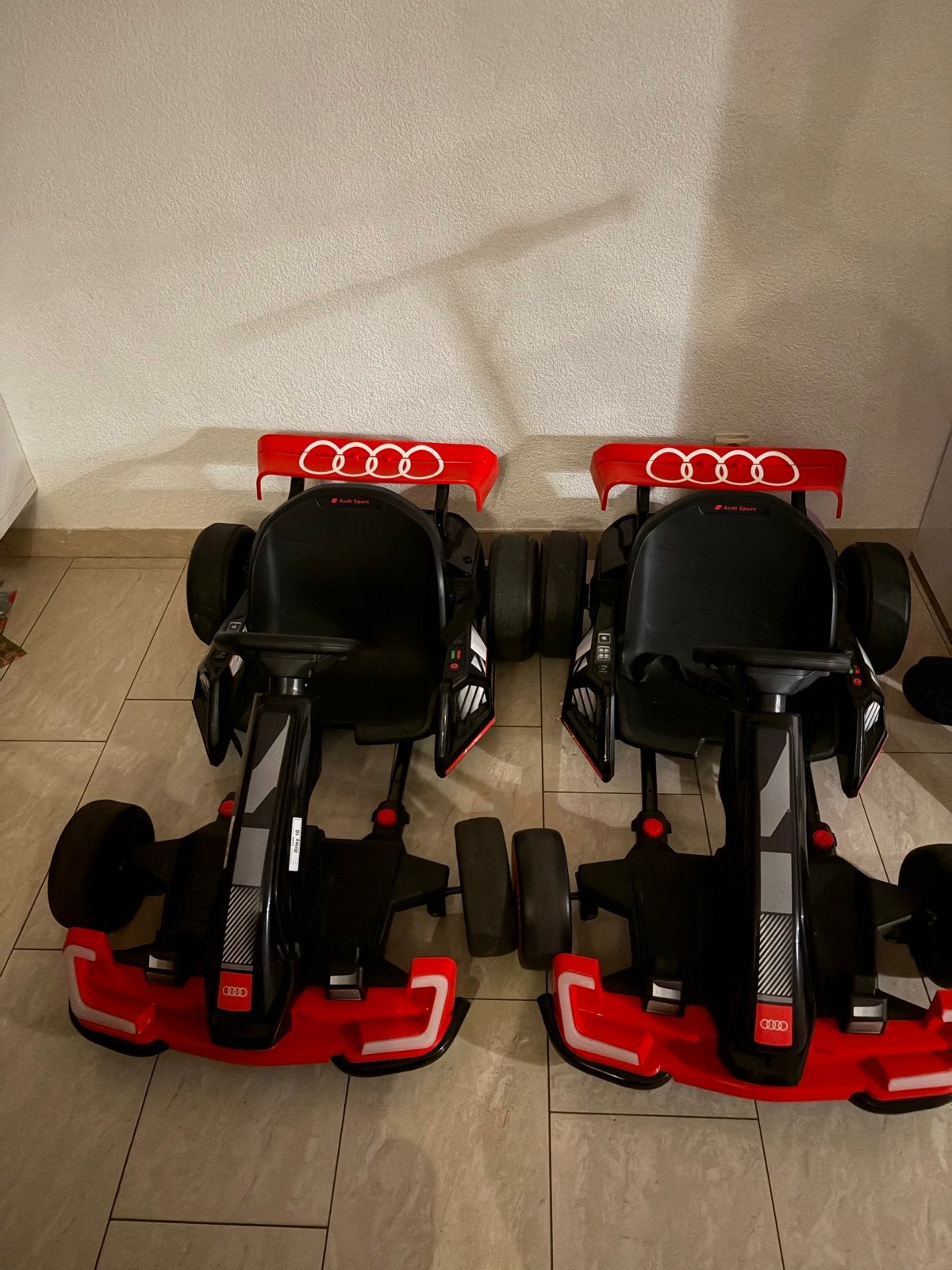 Twee Audi gecertificeerde kinder karts - Zo goed als nieuw, Kinderen en Baby's, Ophalen, Zo goed als nieuw, Overige merken