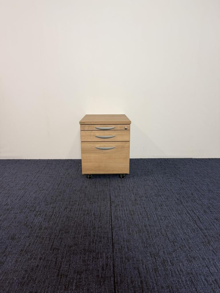 9 x Ladeblok Palmberg, kersen havanna, 53 x 44 x 60 cm., Ophalen, Minder dan 50 cm, Gebruikt, 3 of 4 laden