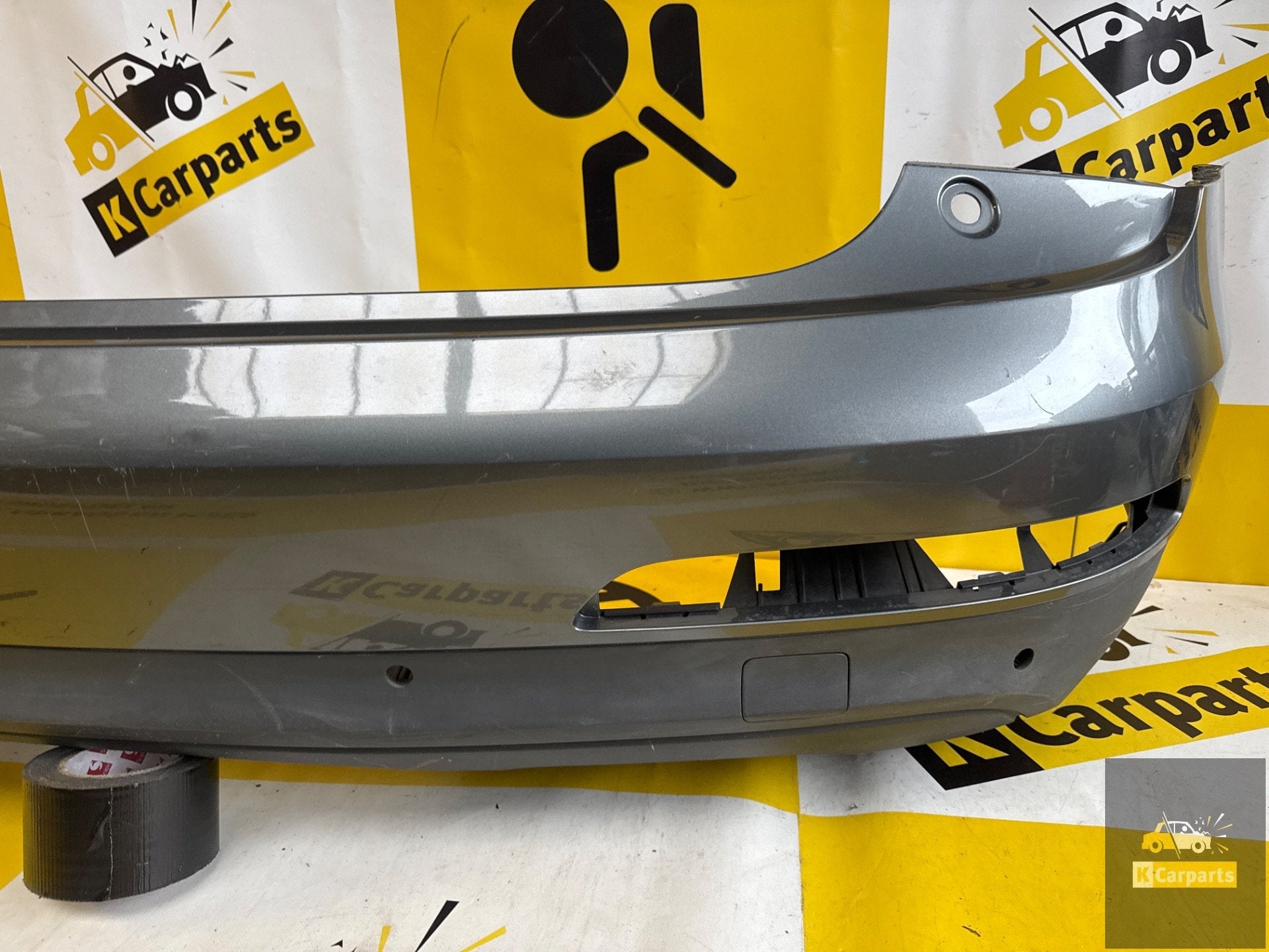 Audi Q3 8U Achterbumper 8U0807521AM 4xPDC ORIGINEEL, Info@fabrikant.eu, Fabrikantstraat 1
1000 AA  Amsterdam, NL, Achter, Bumper