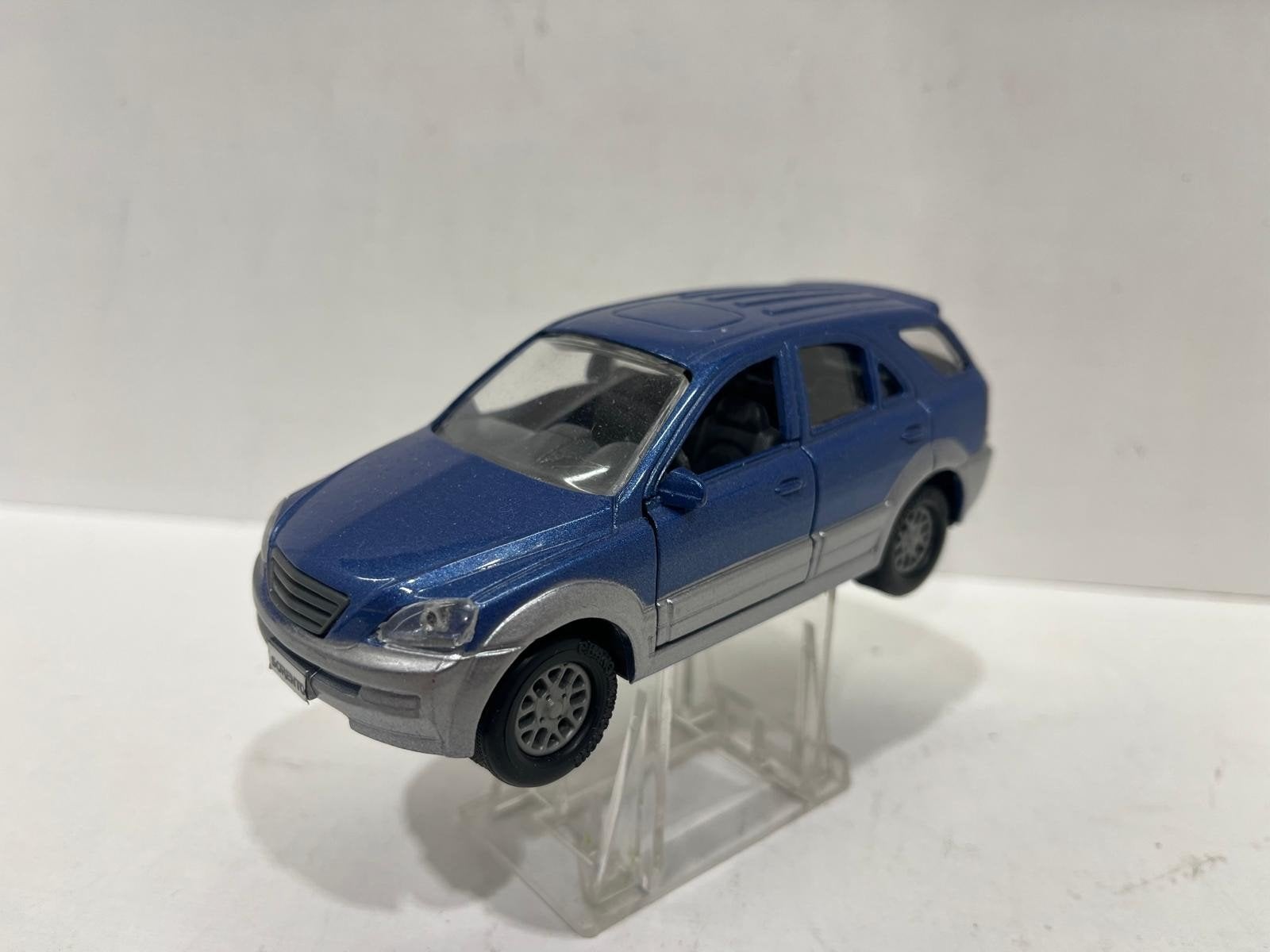CM Toys Kia Sorento 1:35, Hobby en Vrije tijd, Auto, ., Ophalen of Verzenden, Zo goed als nieuw