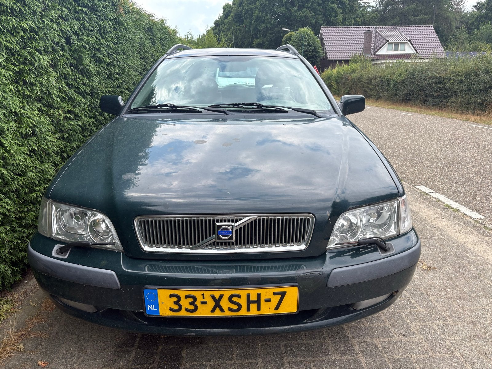 Volvo V40 2.0 I 16V AUT 2000 Groen, Auto's, Volvo, Particulier, V40, Benzine, Stationwagon, Automaat, Geïmporteerd, Groen, Voorwielaandrijving
