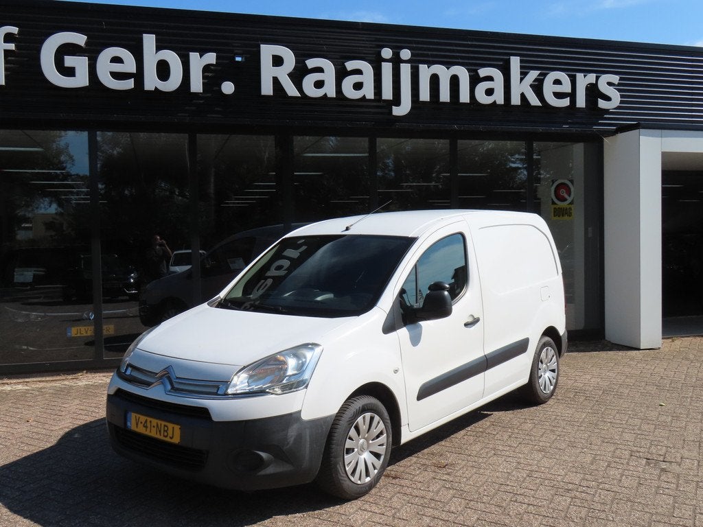Citroën Berlingo 1.6 HDI 75 Comfort*Airco*EXPORT*, Auto's, Voorwielaandrijving, Euro 5, Gebruikt, 4 cilinders